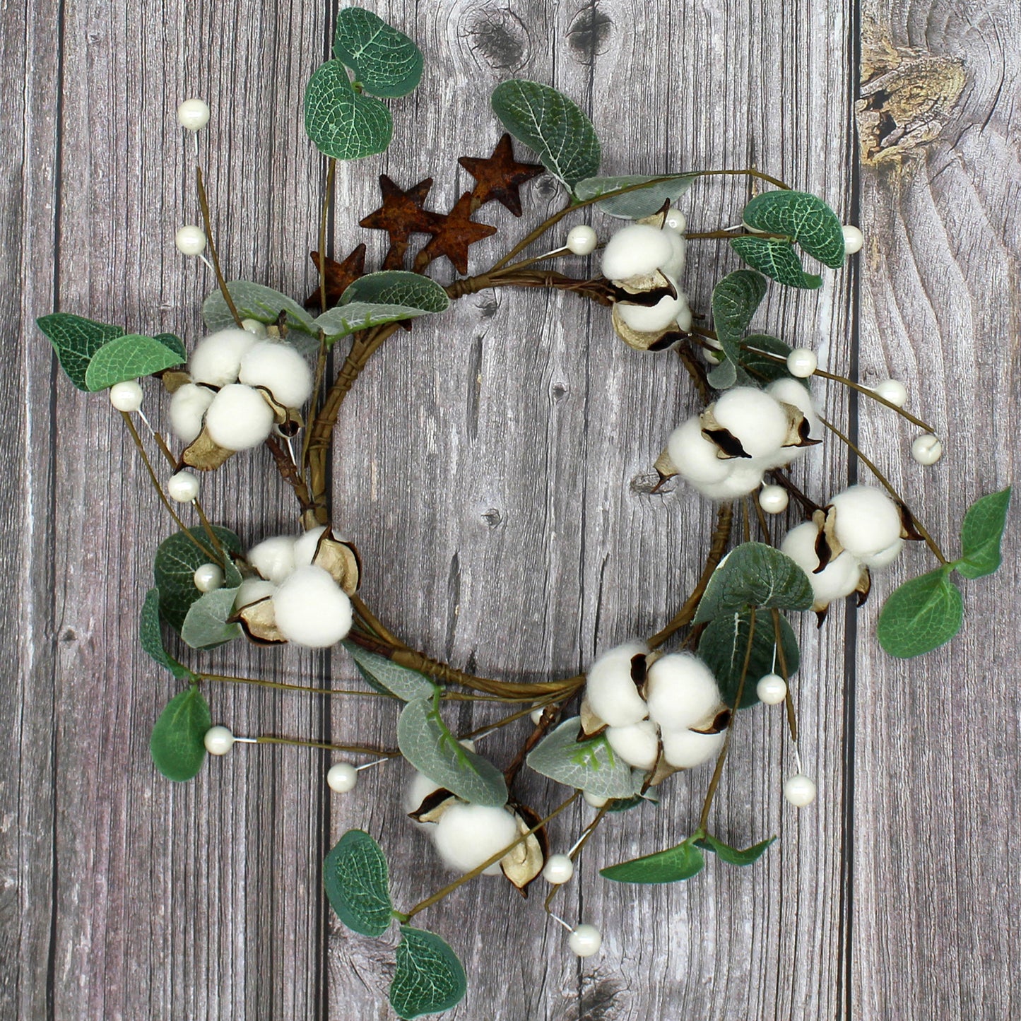 CVHOMEDECO. Primitives Rustic Pod Pip Berries and Eucalyptus Leaves with Rusty Barn Stars Wreath, 14 Inch