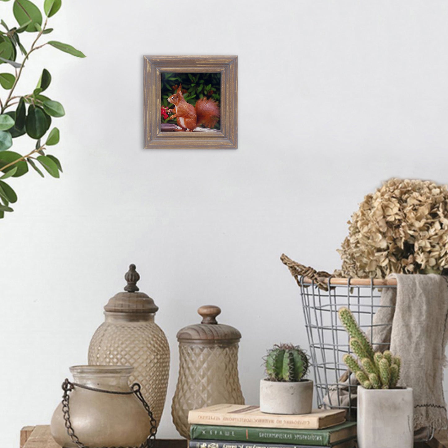 CVHOMEDECO. 4x4 Picture Frame Made of Solid Wood High Definition Glass Rustic Antique Designs Small Photo Frame for Tabletop Display and Wall Mounting, Distress Brown