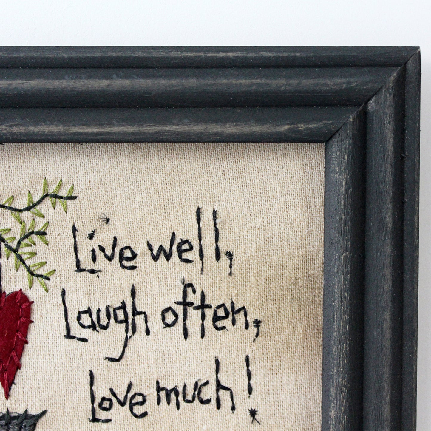CVHOMEDECO. Primitives Vintage Live Well, Laugh Often, Love Much! Stitchery Frame Wall Hanging Decoration Art, 8.75 x 6.75 Inch